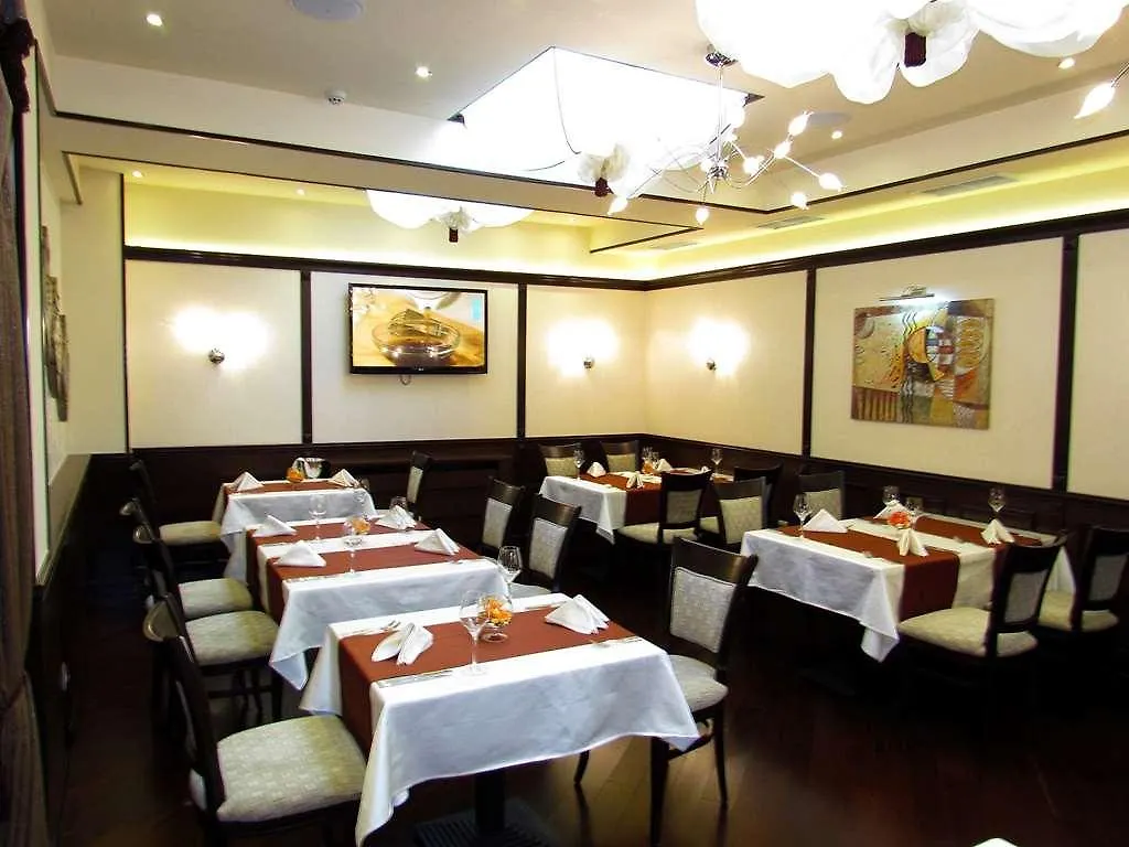 סופיה Favorit Hotel